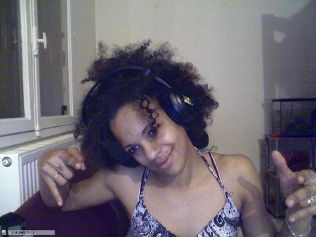 C MOI LEAISHA DITE LILI